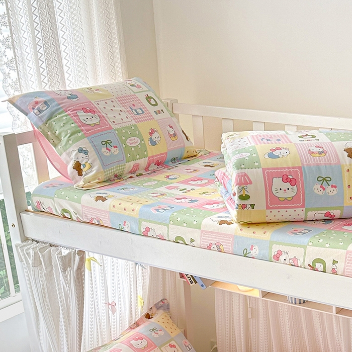 91家纺网 家纺一手货源 找家纺 拾物记 2025新款A类棉学生床笠第二批 甜心猫咪