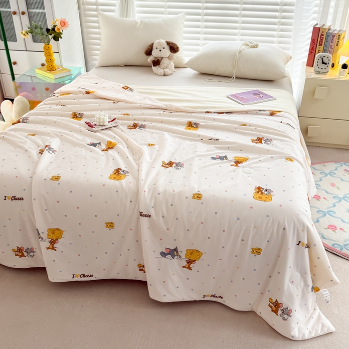 91家纺网 家纺一手货源 找家纺 彩象树家纺 2025新款猫和老鼠系列凉感夏被被子被芯 奶酪大盗
