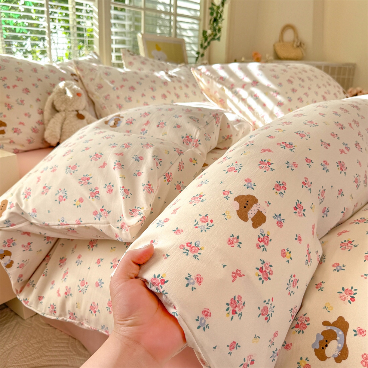 91家纺网 家纺一手货源 找家纺 多品家纺 2025新款超柔双层纱水洗棉单被套 浪漫花园