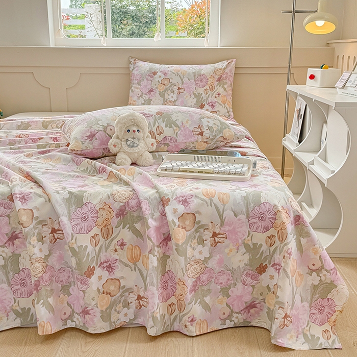 91家纺网 家纺一手货源 找家纺 爱彼家纺  2025新款锦柔老粗布席子凉席床单热卖花型 法式花园