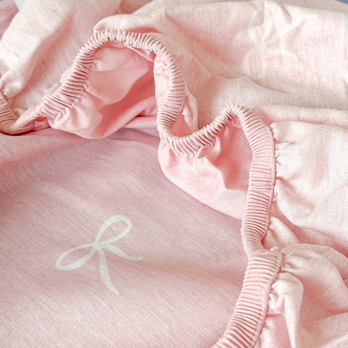 91家纺网 家纺一手货源 找家纺 拾物记 2025新款A类棉学生床笠第二批 酷卡小狗（B版）