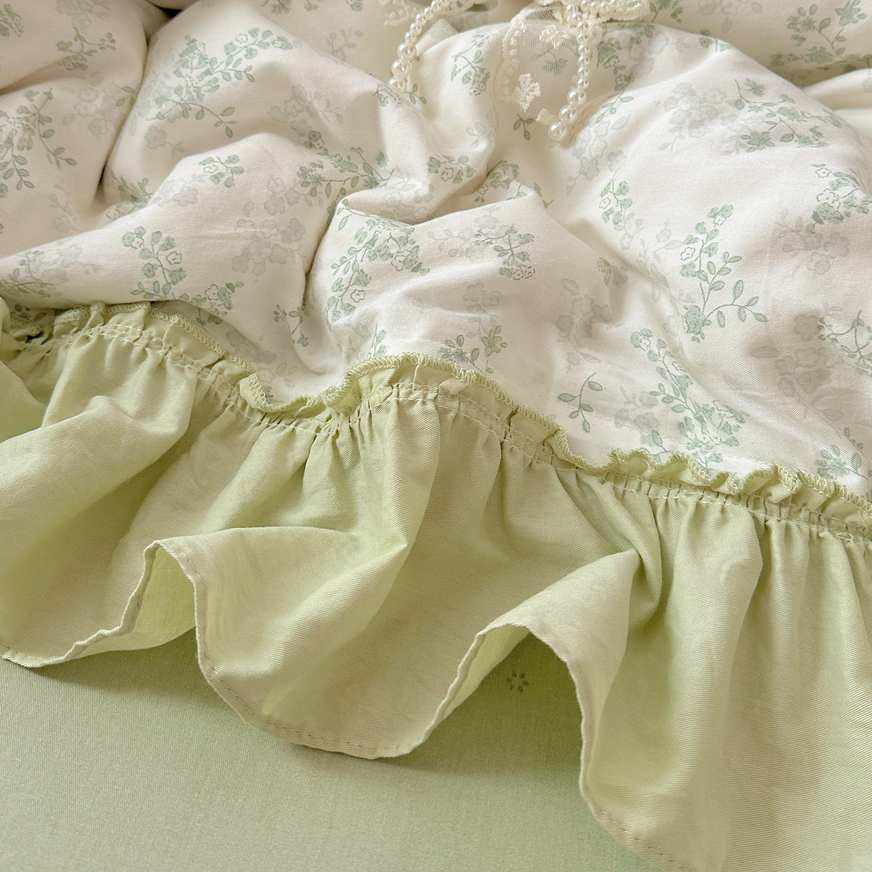 91家纺网 家纺一手货源 找家纺 瑞莱 2025新款纯棉全棉印花13372 甜美风四件套 花边春风里