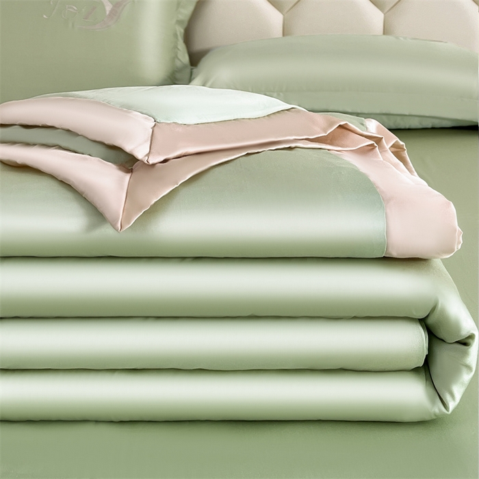 91家纺网 家纺一手货源 找家纺 蕾诺家纺 2025新款水洗真丝夏被纯色宽边夏被 水洗真丝-嫩芽绿