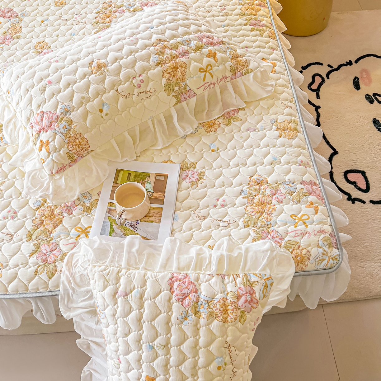 91家纺网 家纺一手货源 找家纺 眠势力 2025新款韩版花边夹棉床笠单件公主风四季款床垫保护套床罩 花语满园