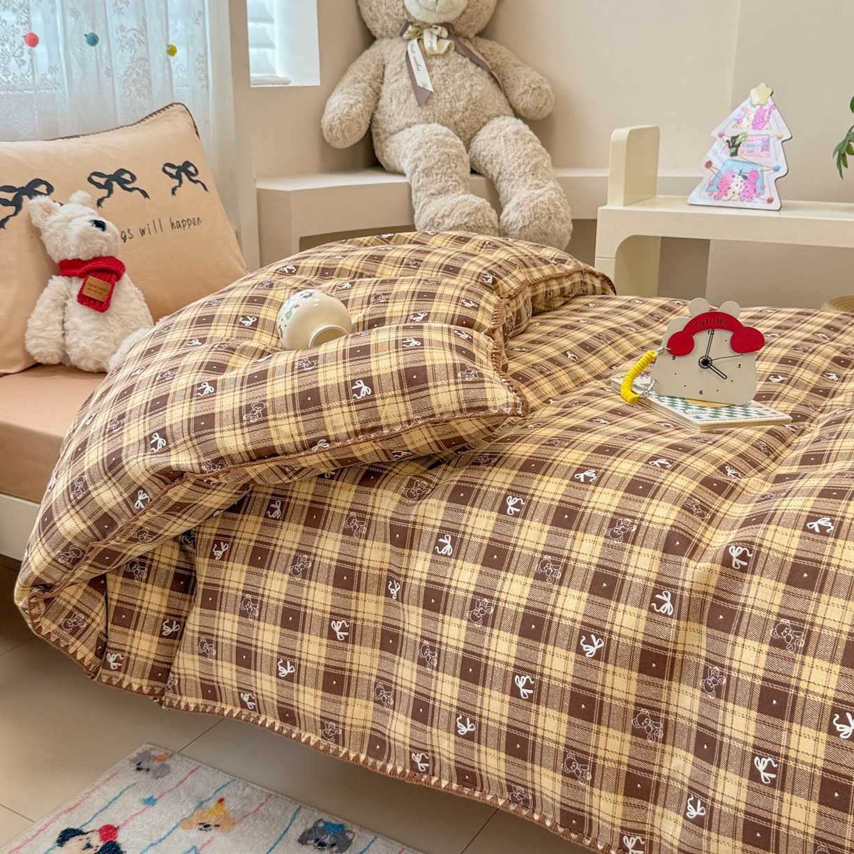 91家纺网 家纺一手货源 找家纺 沐辰 2025新款全棉双层纱A类贝壳边学生床三件套 好运蝴蝶结