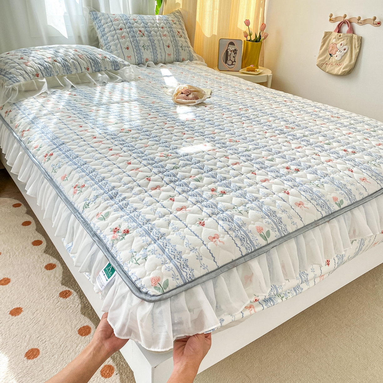 91家纺网 家纺一手货源 找家纺 眠势力 2025新款韩版花边夹棉床笠单件公主风四季款床垫保护套床罩 蓝莓芝士