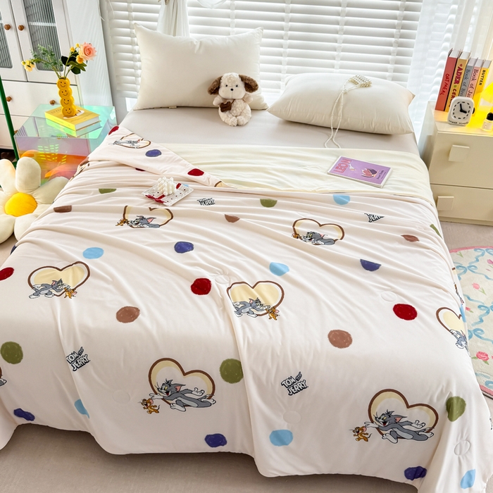 91家纺网 家纺一手货源 找家纺 彩象树家纺 2025新款猫和老鼠系列凉感夏被被子被芯 欢乐冒险