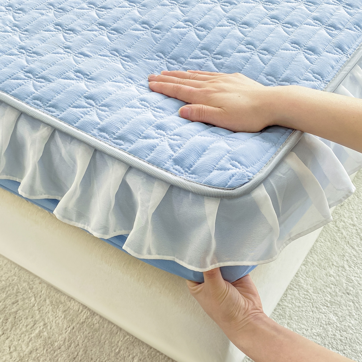 91家纺网 家纺一手货源 找家纺 眠势力 2025新款韩版花边夹棉床笠单件公主风四季款床垫保护套床罩 纯色系-湖蓝