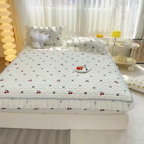 91家纺网 家纺一手货源 找家纺 眠势力 2025新款韩版花边夹棉床笠单件公主风四季款床垫保护套床罩 小樱桃