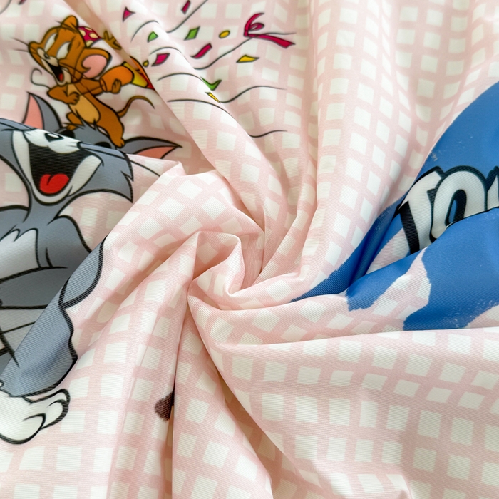 91家纺网 家纺一手货源 找家纺 彩象树家纺 2025新款猫和老鼠系列凉感夏被被子被芯 甜品奇遇记