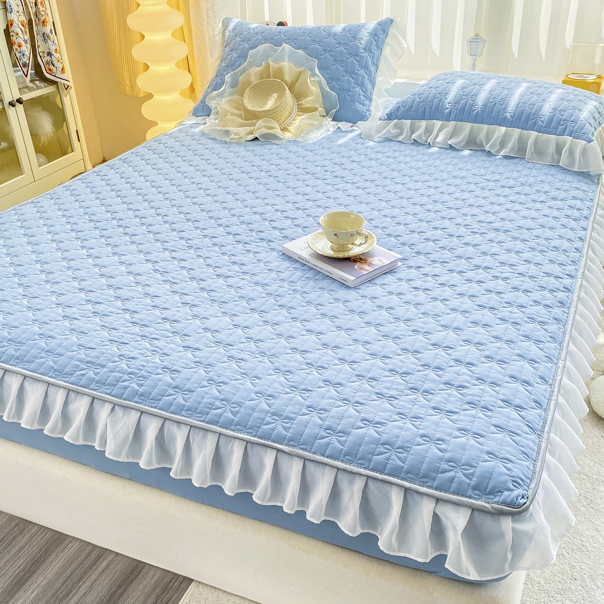 91家纺网 家纺一手货源 找家纺 眠势力 2025新款韩版花边夹棉床笠单件公主风四季款床垫保护套床罩 纯色系-湖蓝