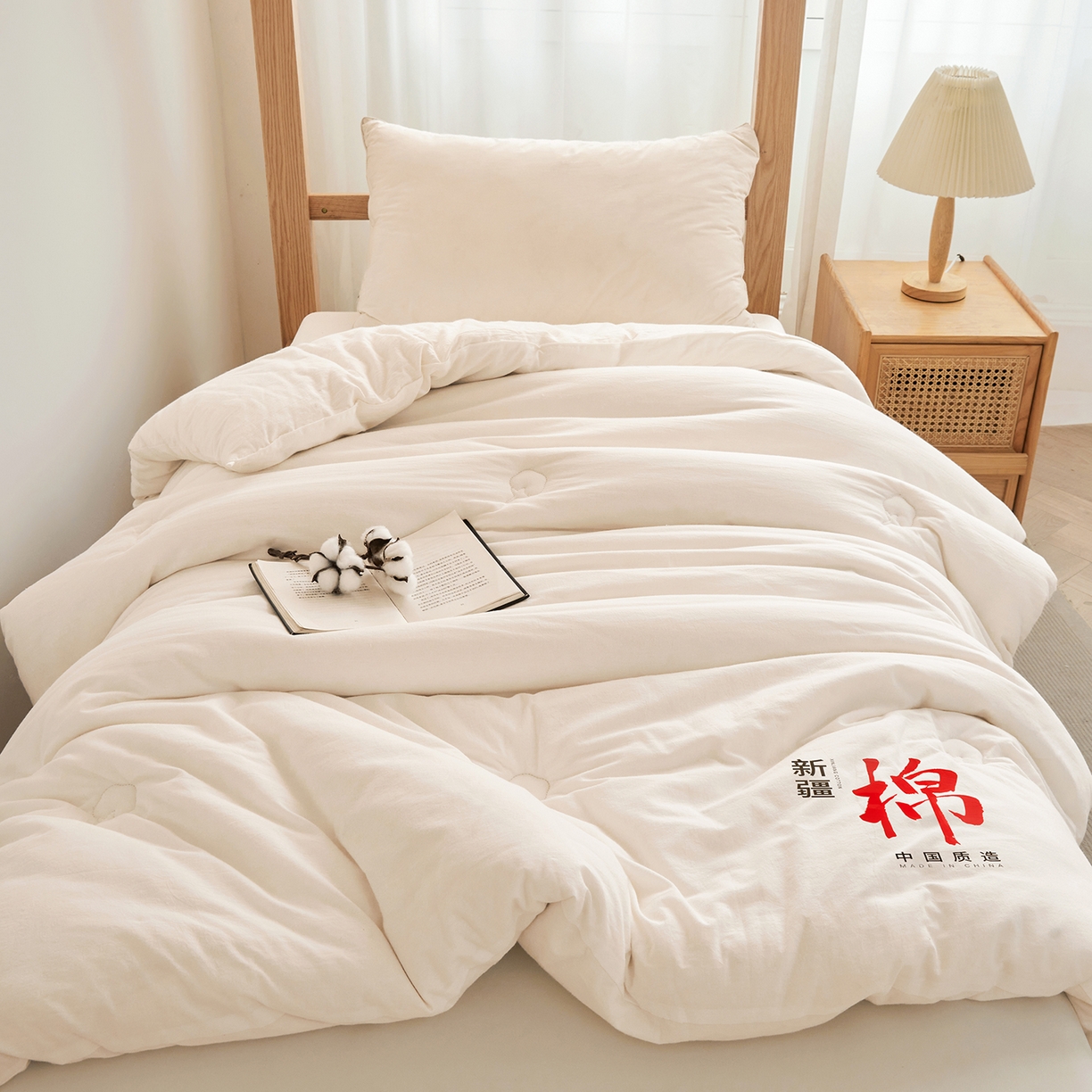 91家纺网 家纺一手货源 找家纺 （总）熙宴家纺 2025新款水洗棉100%新疆棉花被学生床--月光白