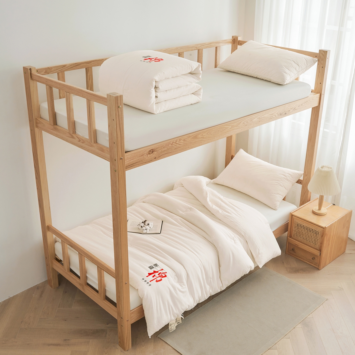 91家纺网 家纺一手货源 找家纺 （总）熙宴家纺 2025新款水洗棉100%新疆棉花被学生床--月光白