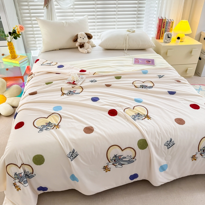 91家纺网 家纺一手货源 找家纺 彩象树家纺 2025新款猫和老鼠系列凉感夏被被子被芯 欢乐冒险