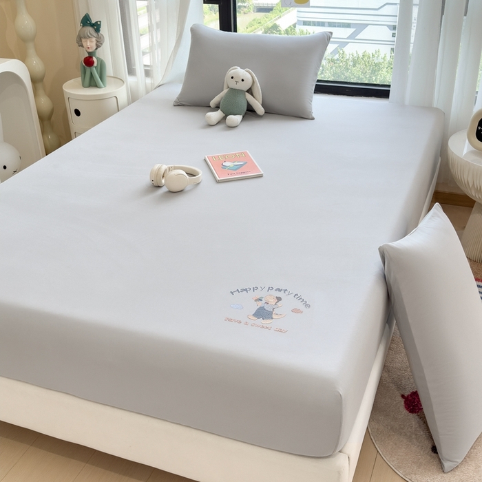 91家纺网 家纺一手货源 找家纺 米菲 2025新款高密针织棉印花床笠-梦幻 梦幻--高级灰