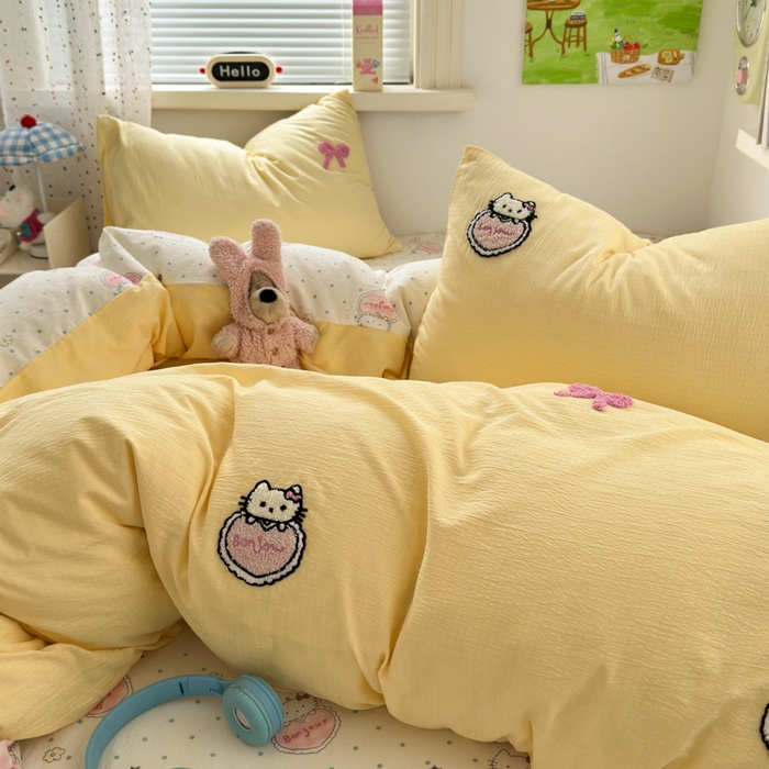 91家纺网 家纺一手货源 找家纺 三元色 2025新款云感毛巾绣四件套 爱心猫咪-黄