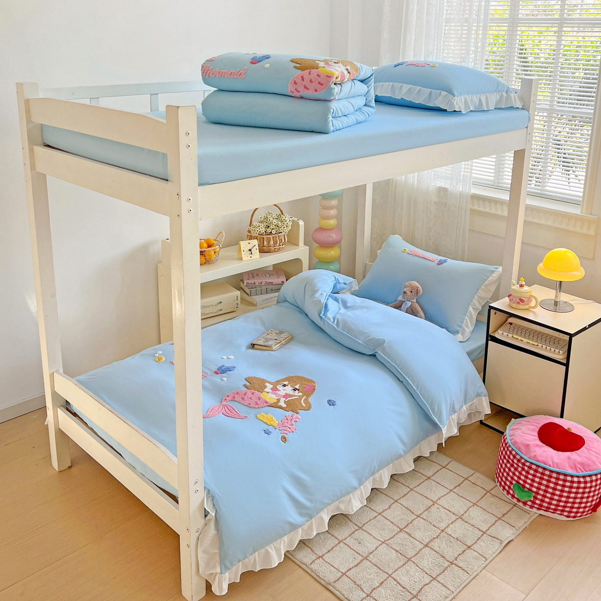 91家纺网 家纺一手货源 找家纺 雨菲家纺 2025新款学生季水洗棉毛巾绣花荷叶花边三件套四件套床单床笠款 美人鱼蓝