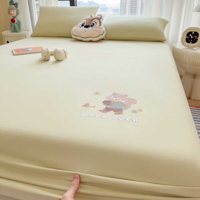 91家纺网 家纺一手货源 找家纺 米菲 2025新款高密针织棉印花床笠-梦幻 梦幻--柠檬黄