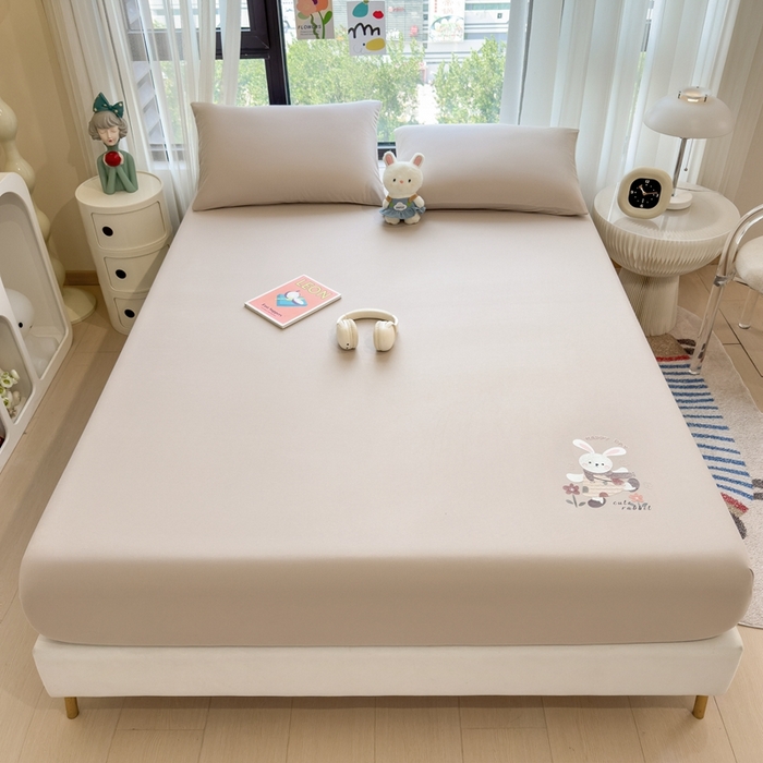 91家纺网 家纺一手货源 找家纺 米菲 2025新款高密针织棉印花床笠-梦幻 梦幻--卡其色