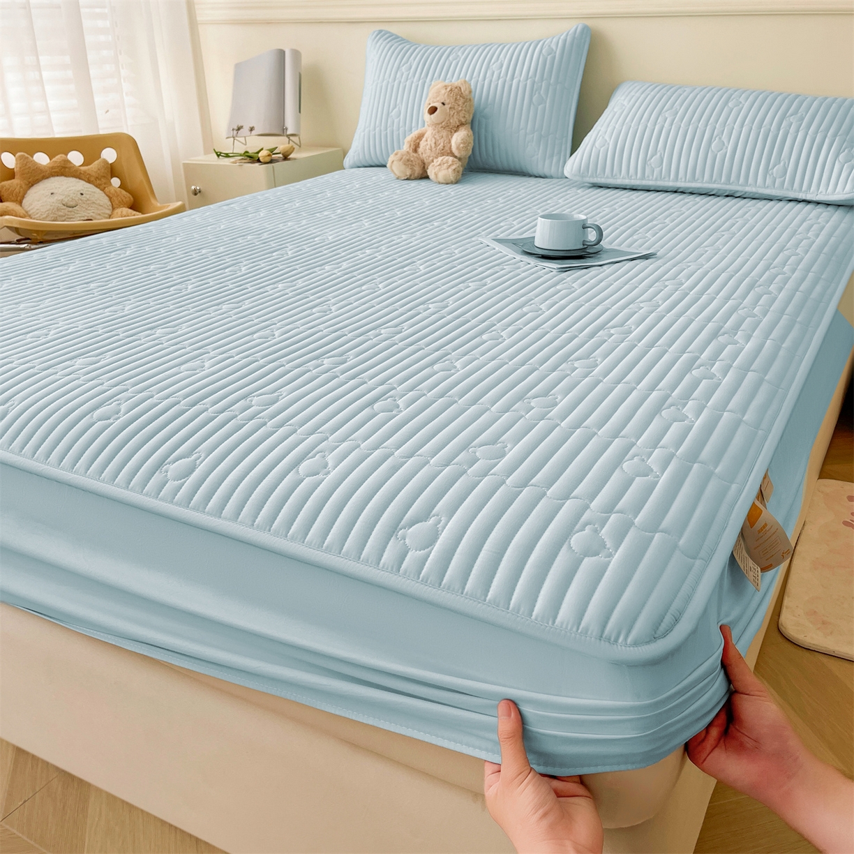 91家纺网 家纺一手货源 找家纺 雯豆家纺 2025新款洛川A类夹棉床笠三件套水洗棉磨毛纯色床护垫床单保护套 洛川-淡水蓝