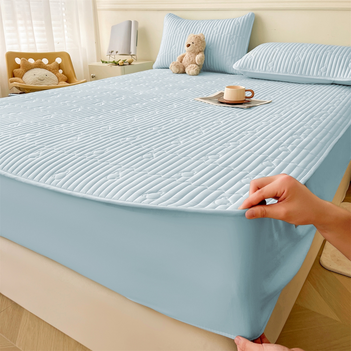 91家纺网 家纺一手货源 找家纺 雯豆家纺 2025新款洛川A类夹棉床笠三件套水洗棉磨毛纯色床护垫床单保护套 洛川-淡水蓝