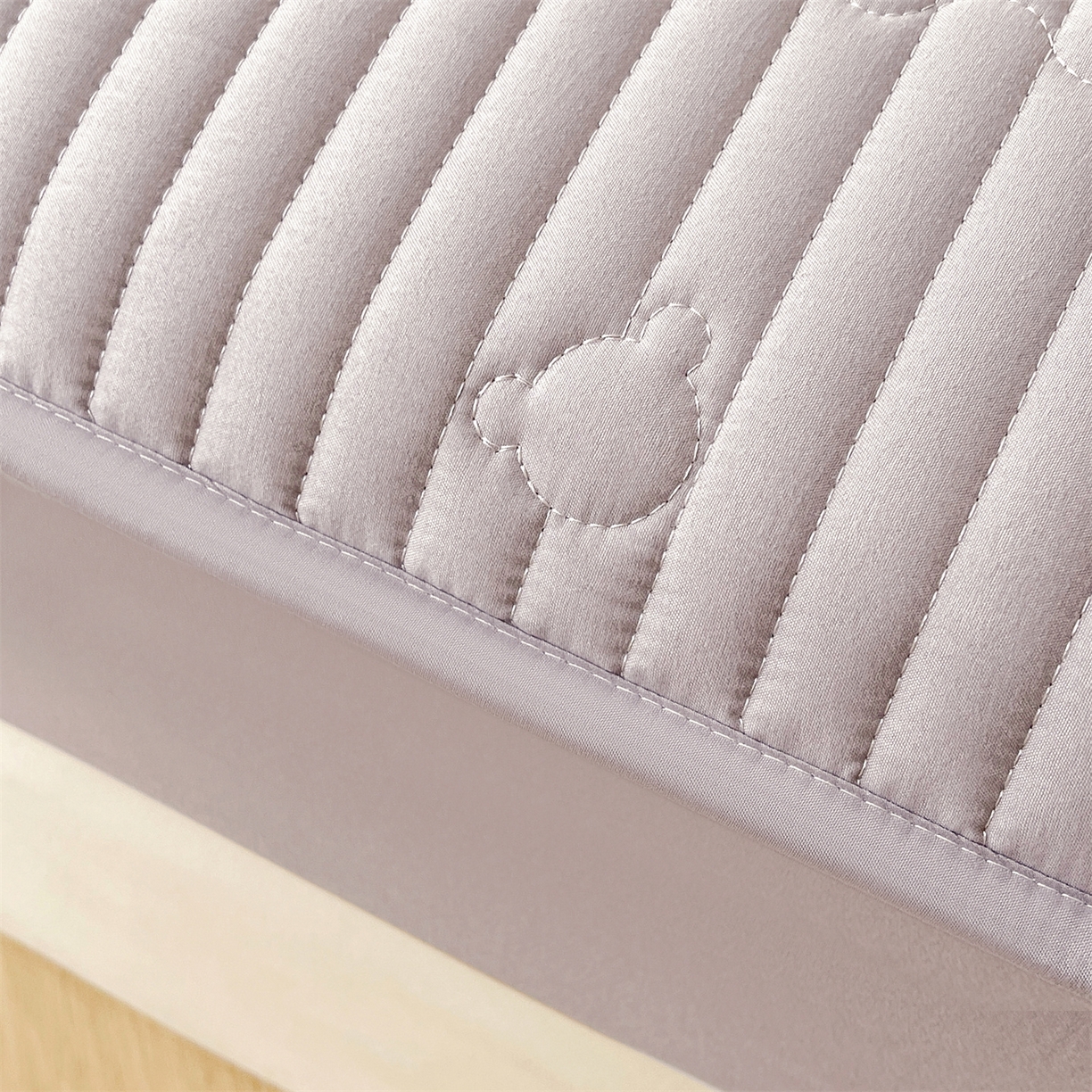 91家纺网 家纺一手货源 找家纺 雯豆家纺 2025新款洛川A类夹棉床笠三件套水洗棉磨毛纯色床护垫床单保护套 洛川-暮云灰