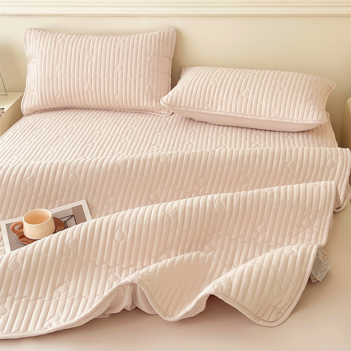 91家纺网 家纺一手货源 找家纺 雯豆家纺 2025新款洛川A类夹棉床笠三件套水洗棉磨毛纯色床护垫床单保护套 洛川-奶咖