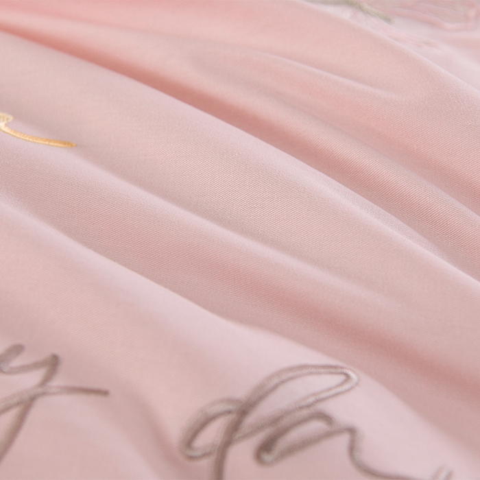 91家纺网 家纺一手货源 找家纺 （总）登登家纺 2025新款A类长绒棉刺绣四件套-华尔兹