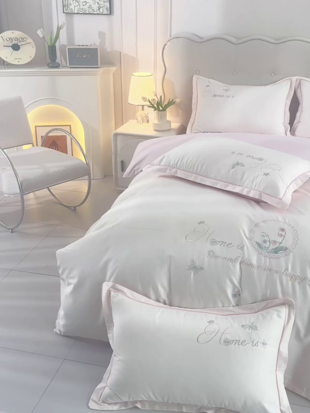 91家纺网 家纺一手货源 找家纺 登登家纺 2025新款A类长绒棉刺绣四件套-风铃 风铃-青白