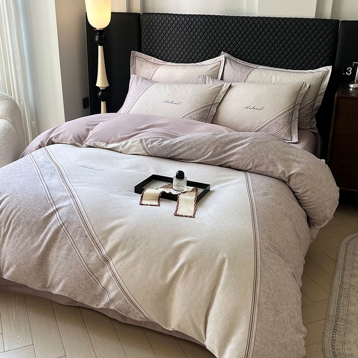 91家纺网 家纺一手货源 找家纺 金纱玉纺家纺 2025数码印花100%棉四件套 忘影-灰