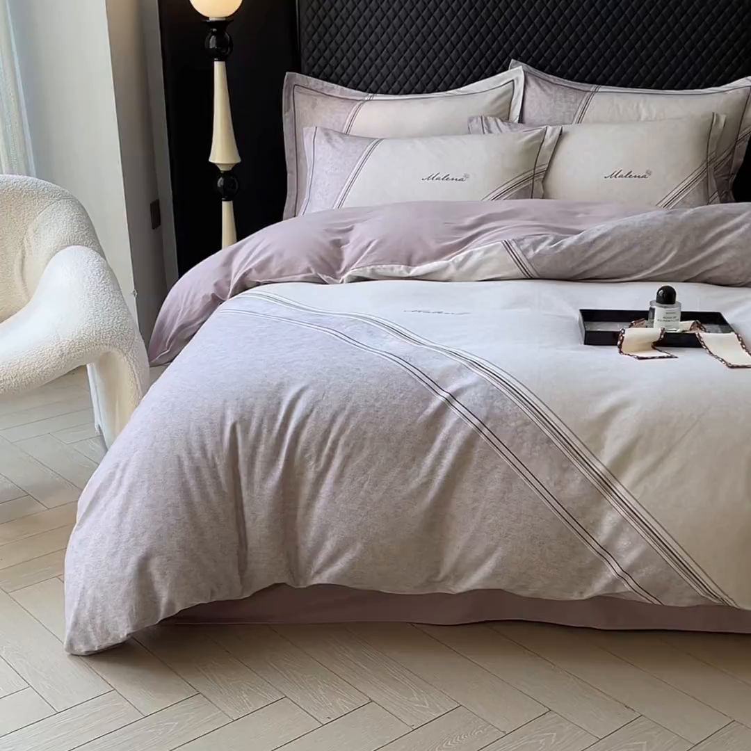 91家纺网 家纺一手货源 找家纺 金纱玉纺家纺 2025数码印花100%棉四件套 忘影-灰