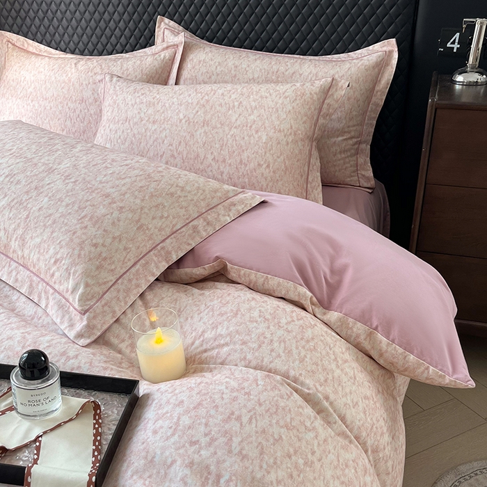 91家纺网 家纺一手货源 找家纺 金纱玉纺家纺 2025数码印花100%棉四件套 新世纪-粉