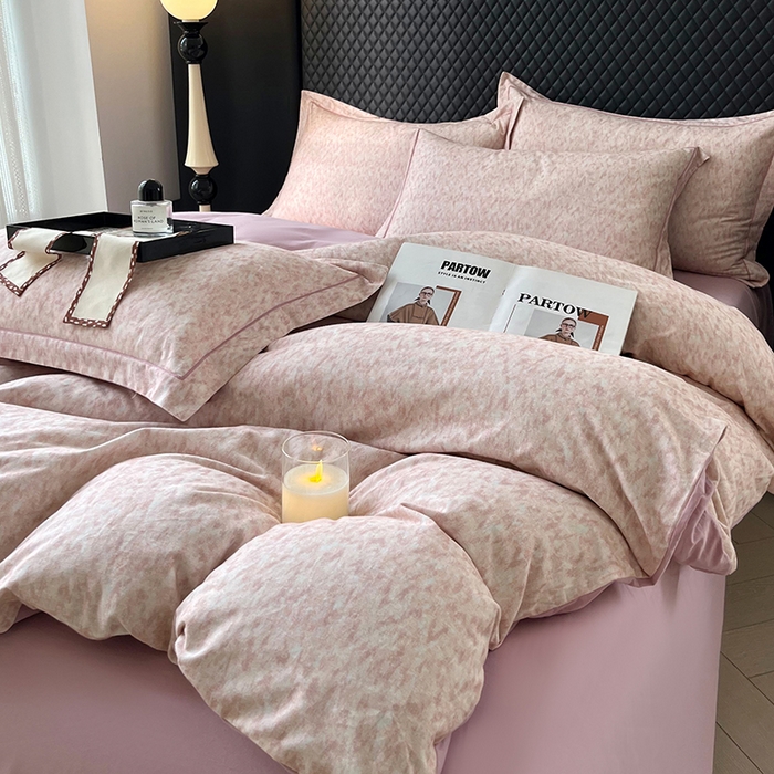 91家纺网 家纺一手货源 找家纺 金纱玉纺家纺 2025数码印花100%棉四件套 新世纪-粉