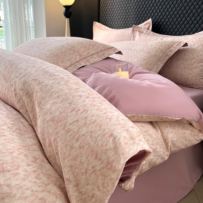 91家纺网 家纺一手货源 找家纺 金纱玉纺家纺 2025数码印花100%棉四件套 新世纪-粉