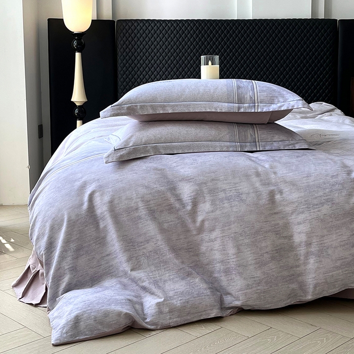 91家纺网 家纺一手货源 找家纺 金纱玉纺家纺 2025数码印花100%棉四件套 枕月之梦-紫