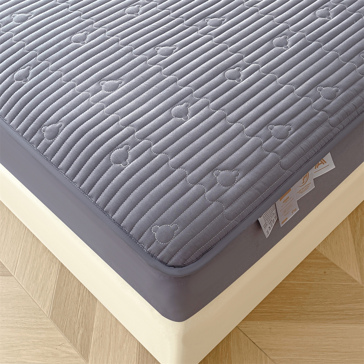 91家纺网 家纺一手货源 找家纺 雯豆家纺 2025新款洛川A类防水夹棉床笠三件套水洗棉磨毛床单保护套 洛川-深空灰