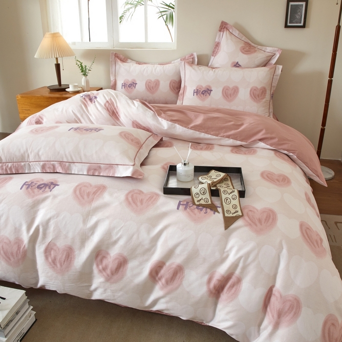 91家纺网 家纺一手货源 找家纺 威克凯丽 2025新款全棉13372系列四件套 心心相印