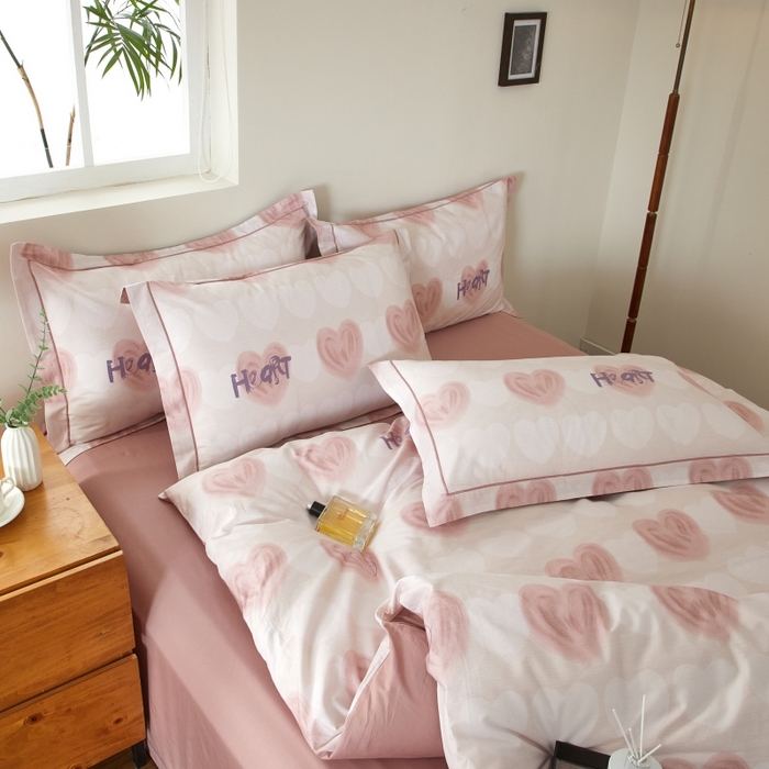 91家纺网 家纺一手货源 找家纺 威克凯丽 2025新款全棉13372系列四件套 心心相印