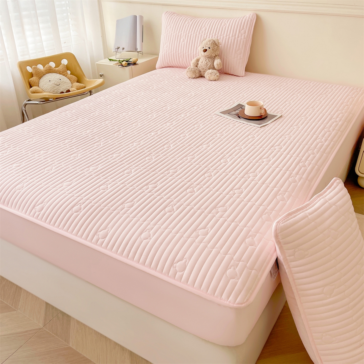 91家纺网 家纺一手货源 找家纺 （总）雯豆家纺 2025新款洛川A类防水夹棉床笠三件套水洗棉磨毛床单保护套