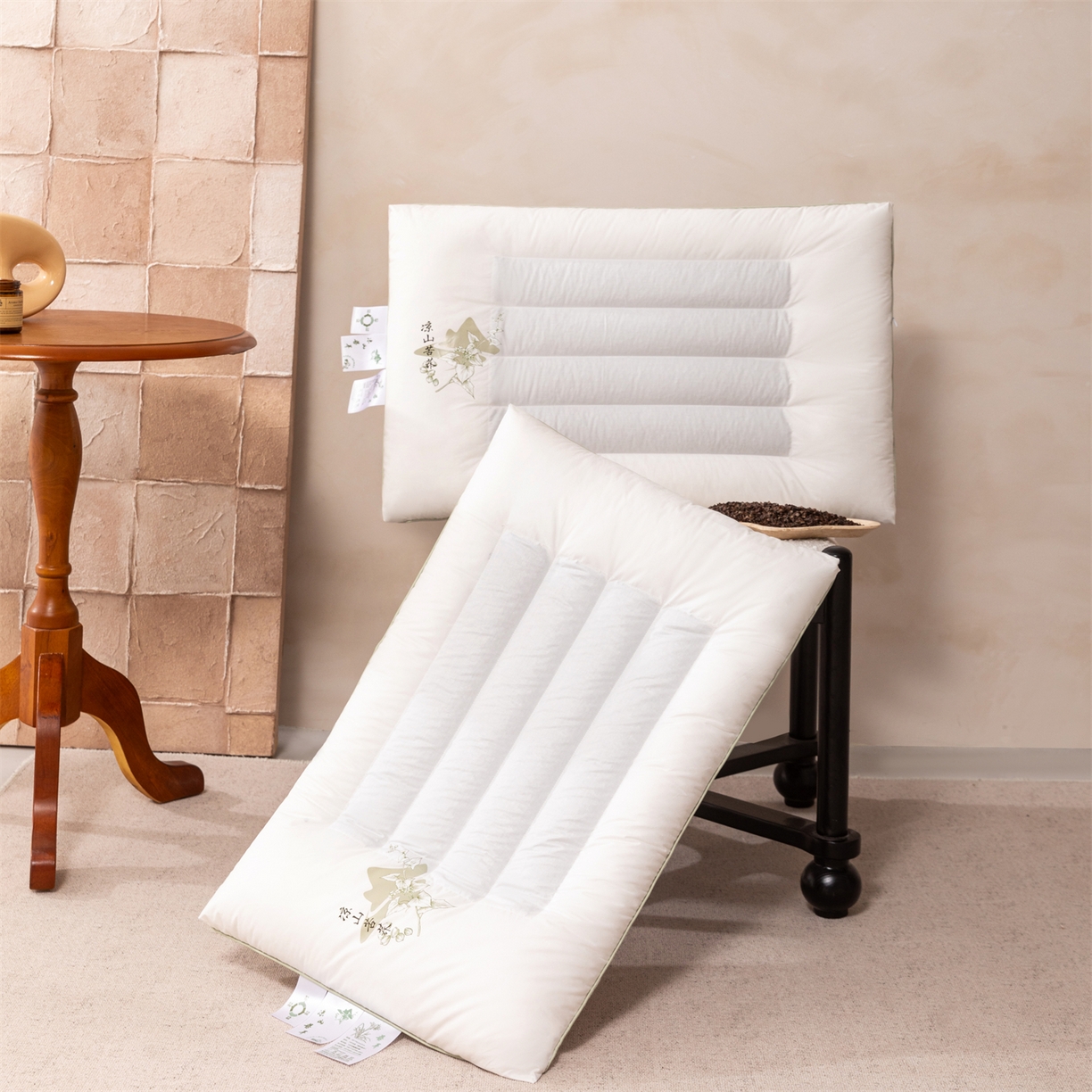 91家纺网 家纺一手货源 找家纺 （总）爱尚家枕芯 2025新款纯棉凉山苦荞护颈枕枕头枕芯