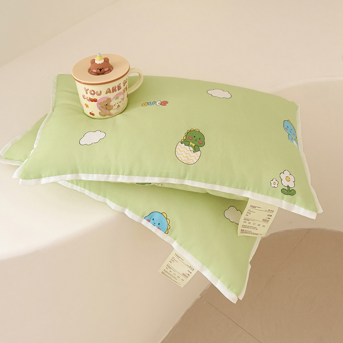 91家纺网 家纺一手货源 找家纺 晚儿 2025新款亲肤舒适全棉纯棉儿童棉花枕枕头枕芯 绿色恐龙 30x50cm/对