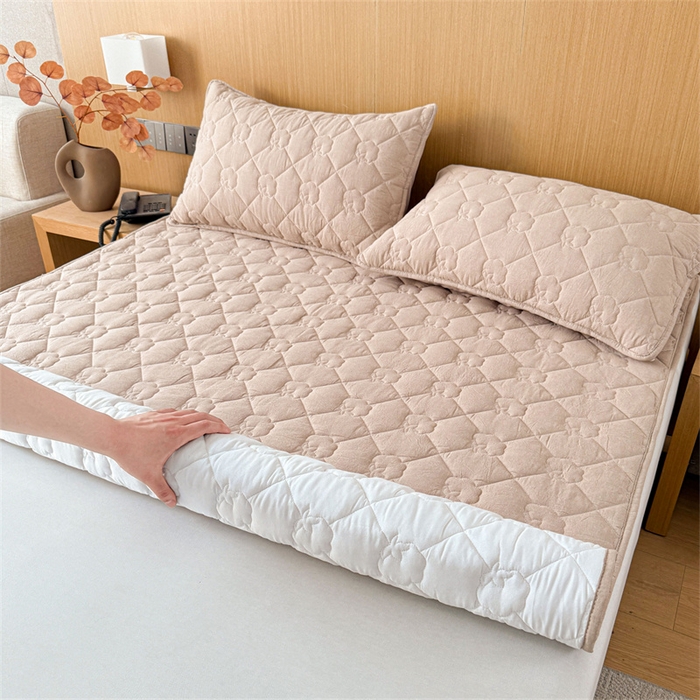 91家纺网 家纺一手货源 找家纺 西域种棉人·千百笠 2025新款A类抗菌里外全棉纯棉100%新疆棉花填充床护垫床褥子单人双人学生垫 夏洛软垫-咖