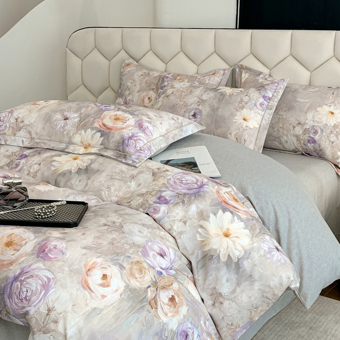 91家纺网 家纺一手货源 找家纺 2025年新款全棉长绒棉数码印花四件套 清香花田-灰