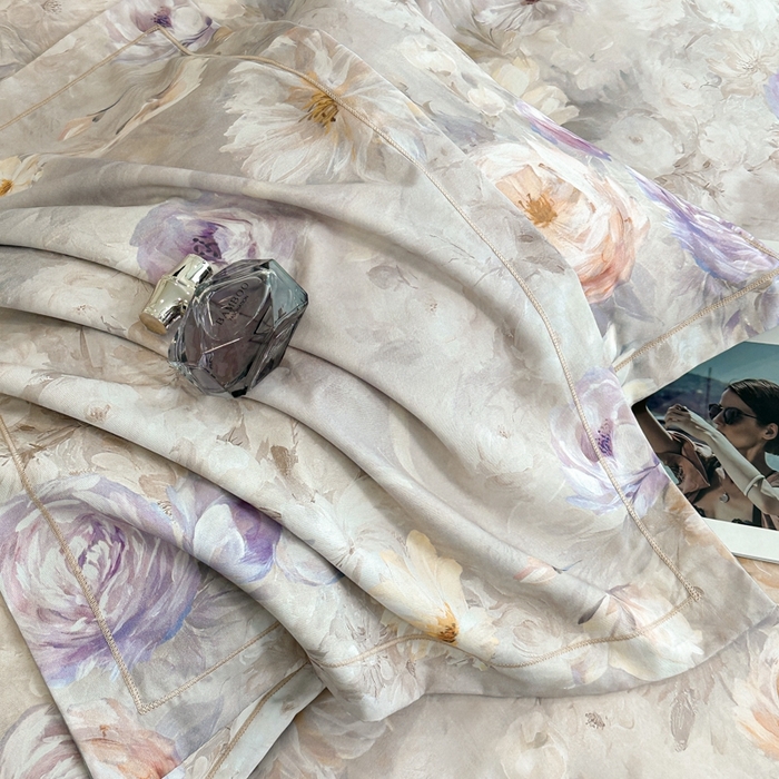 91家纺网 家纺一手货源 找家纺 2025年新款全棉长绒棉数码印花四件套 清香花田-灰