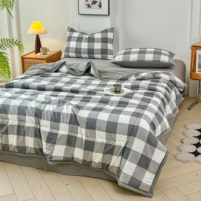 91家纺网 家纺一手货源 找家纺 小叮当家纺仓储工厂店 2025新款色织水洗棉夏被无印风百分百新疆棉花夏被四件套夏凉被四件套 灰中格（配B版床单230-250）