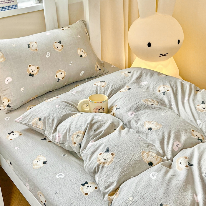 91家纺网 家纺一手货源 找家纺 优米家纺 2025新款A类云感双层纱学生宿舍三件套上下铺三件套 恋爱熊