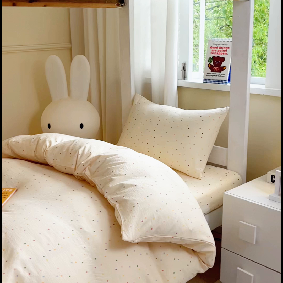 91家纺网 家纺一手货源 找家纺 优米家纺 2025新款A类云感双层纱学生宿舍三件套上下铺三件套 七彩点点