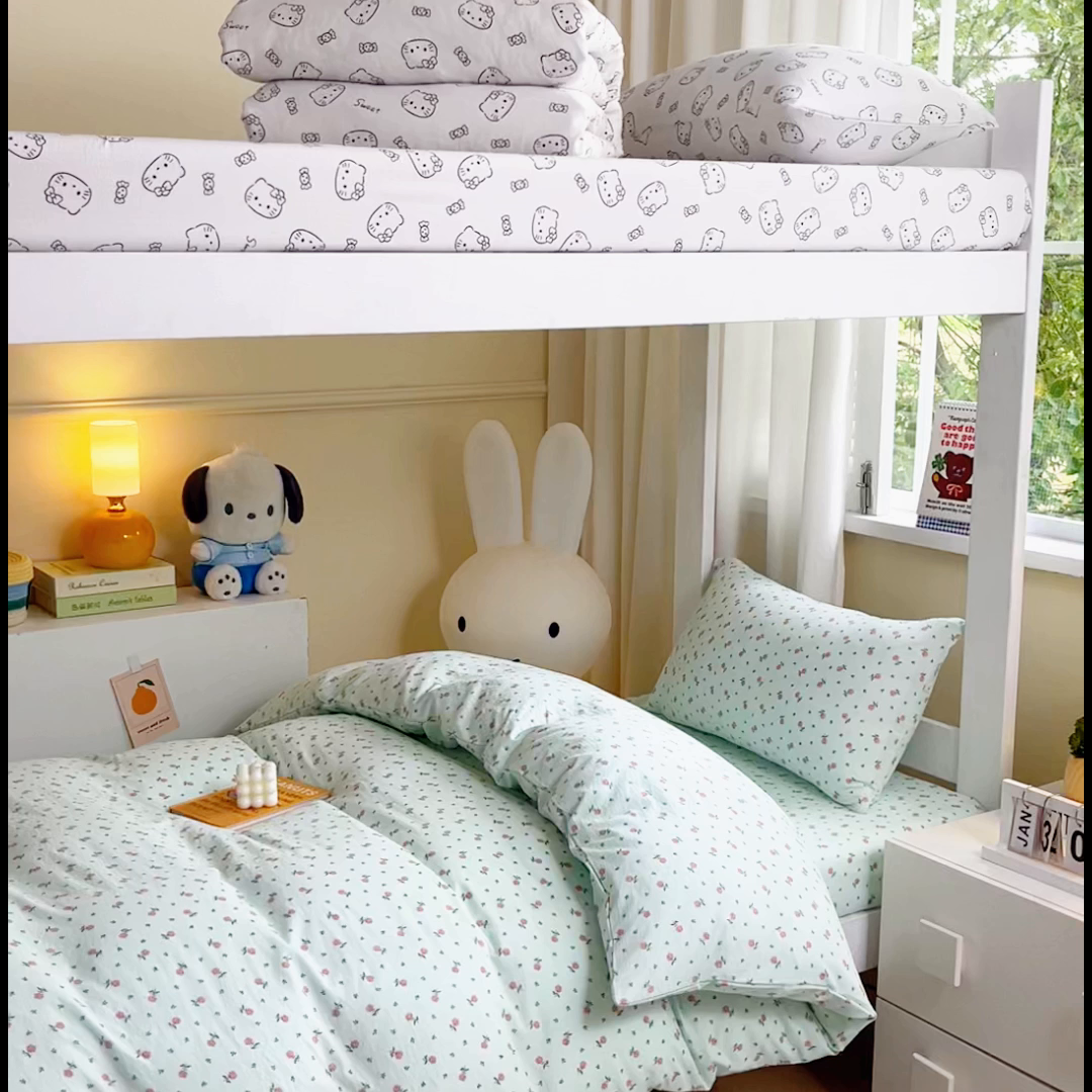 91家纺网 家纺一手货源 找家纺 优米家纺 2025新款A类云感双层纱学生宿舍三件套上下铺三件套 樱花睡梦