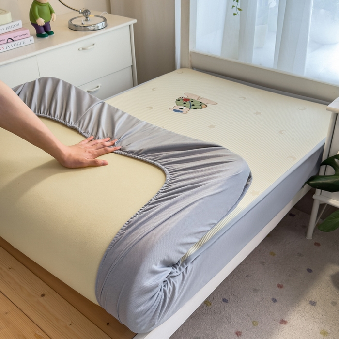 91家纺网 家纺一手货源 找家纺 眠多宝 2025新款凉豆豆学生宿舍用床席床笠可水洗凉席 床席床笠--床席款（绣花款） 呆酱熊