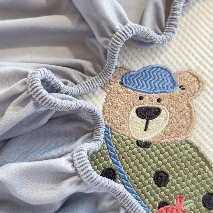 91家纺网 家纺一手货源 找家纺 眠多宝 2025新款凉豆豆学生宿舍用床席床笠可水洗凉席 床席床笠--床席款（绣花款） 呆酱熊